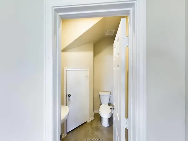 $1,395 | 2910 Town Square Avenue, Unit 2603, Bryan, TX 77802