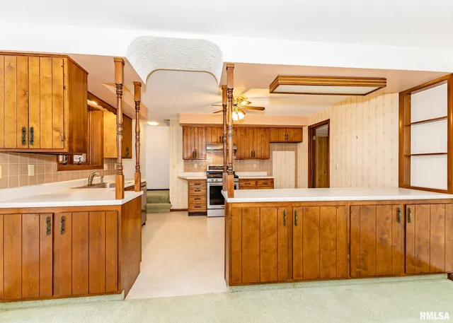 $615,000 | 9721 234th Street North, Port Byron, IL 61275