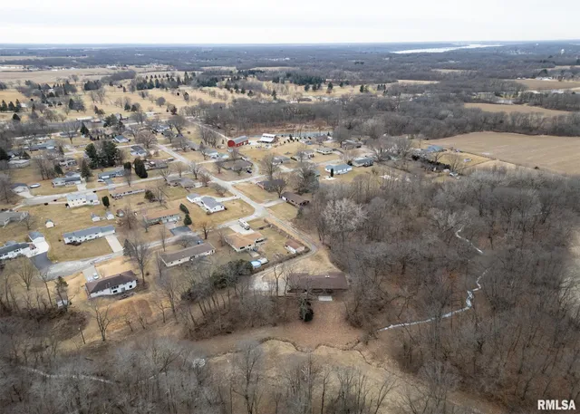 $615,000 | 9721 234th Street North, Port Byron, IL 61275