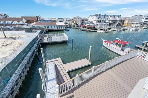 $899,000 | 310 42nd Place, Unit 201E, Sea Isle City, NJ 08243