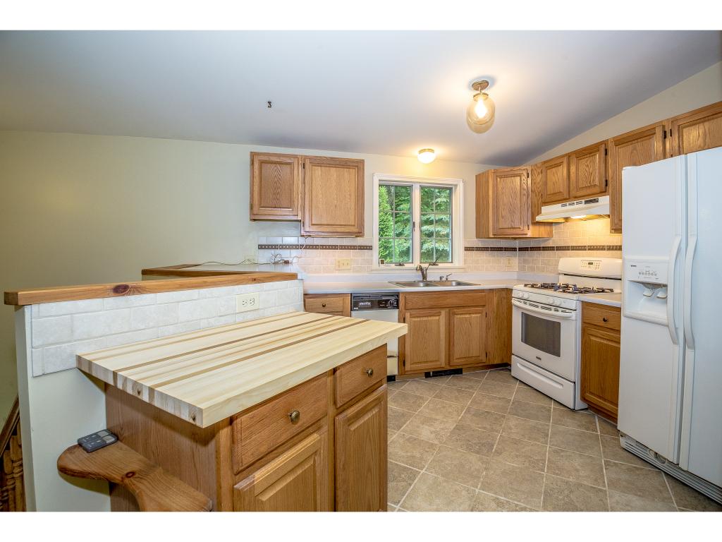 511 Sabattus Road Lovell, ME 04051 - Photo 2 of 26 Gallery Image 2