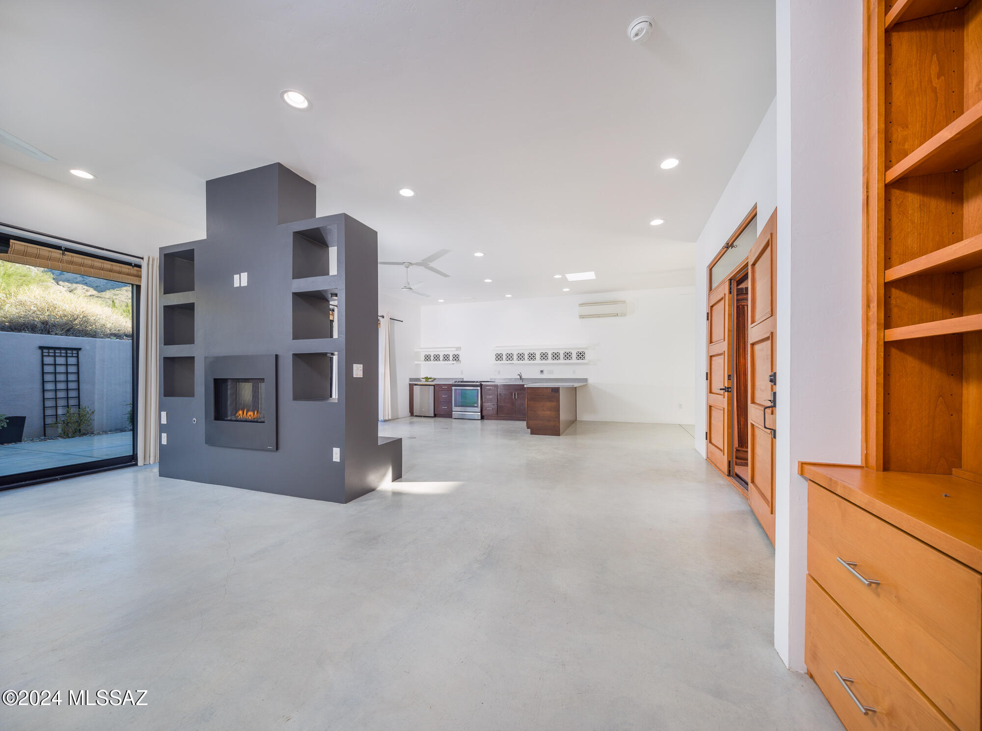 9811 North Ridge Shadow Place Oro Valley, AZ 85704 - Photo 13 of 35