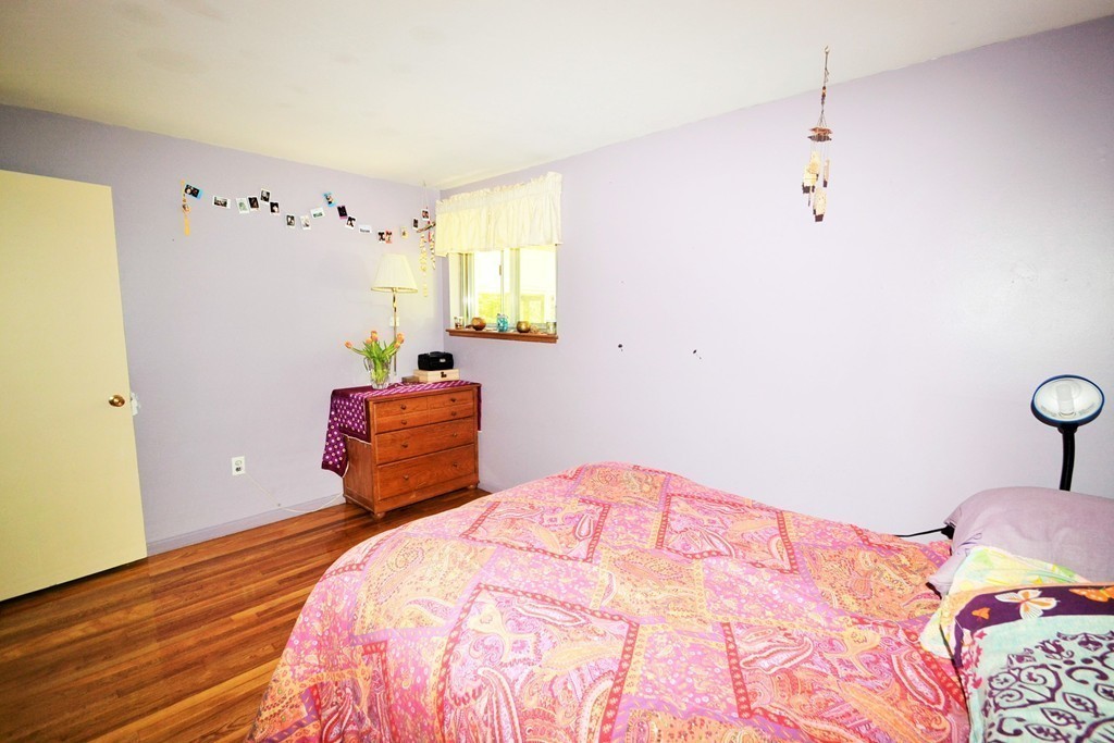 61 Robbins Road Sudbury, MA 01776 - Photo 15 of 22 Gallery Image 15