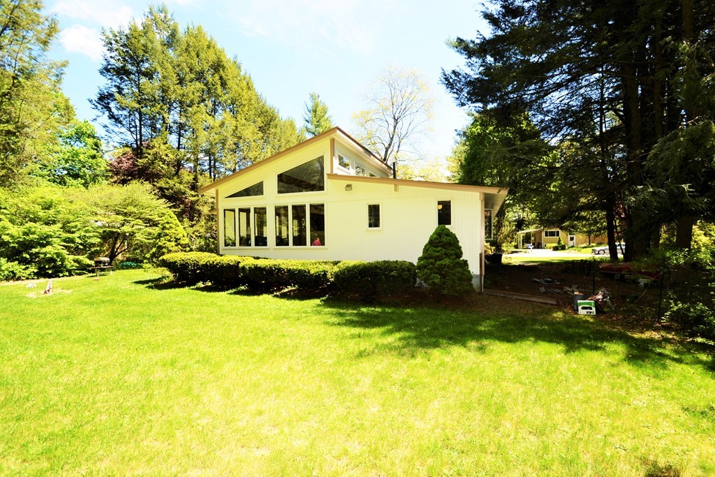 61 Robbins Road Sudbury, MA 01776 - Photo 21 of 22 Gallery Image 21