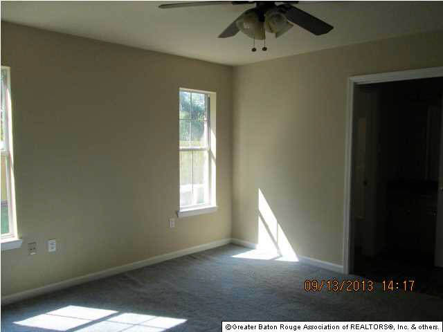 10525 Crossover Road Denham Springs, LA 70726 - Photo 4 of 9