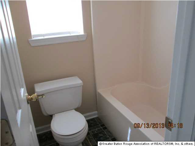 10525 Crossover Road Denham Springs, LA 70726 - Photo 5 of 9