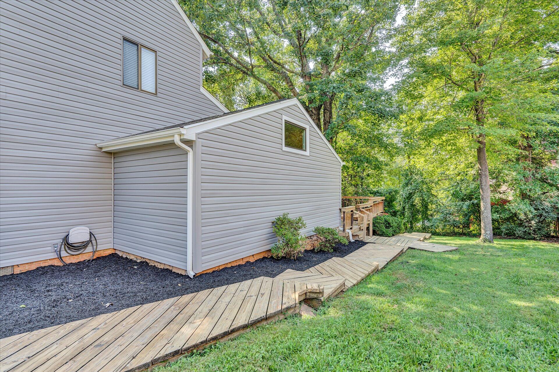 190 MacGregor Drive Blue Ridge, VA 24064 - Photo 13 of 44 13-DSC5063