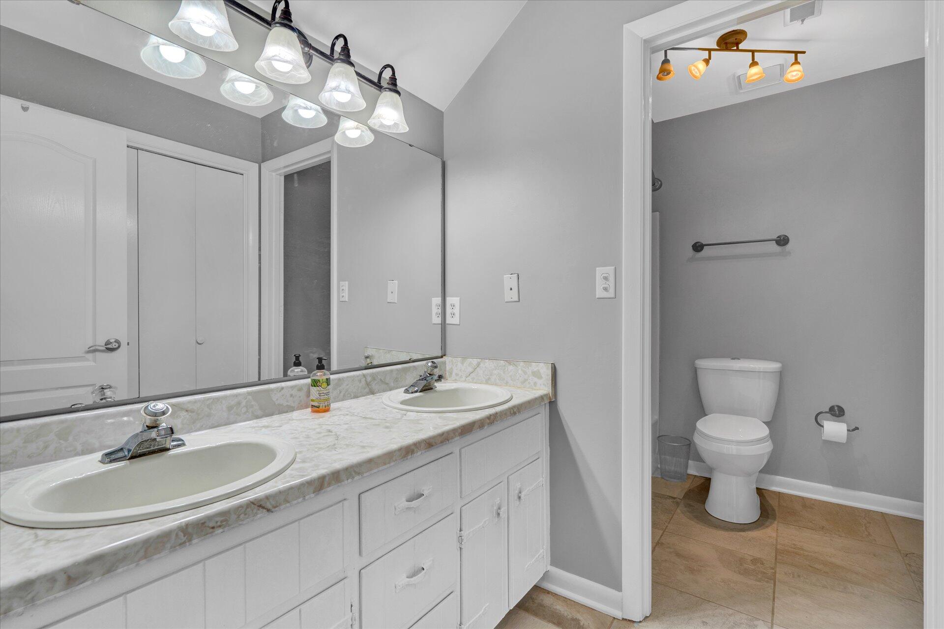 190 MacGregor Drive Blue Ridge, VA 24064 - Photo 33 of 44 33-DSC5177