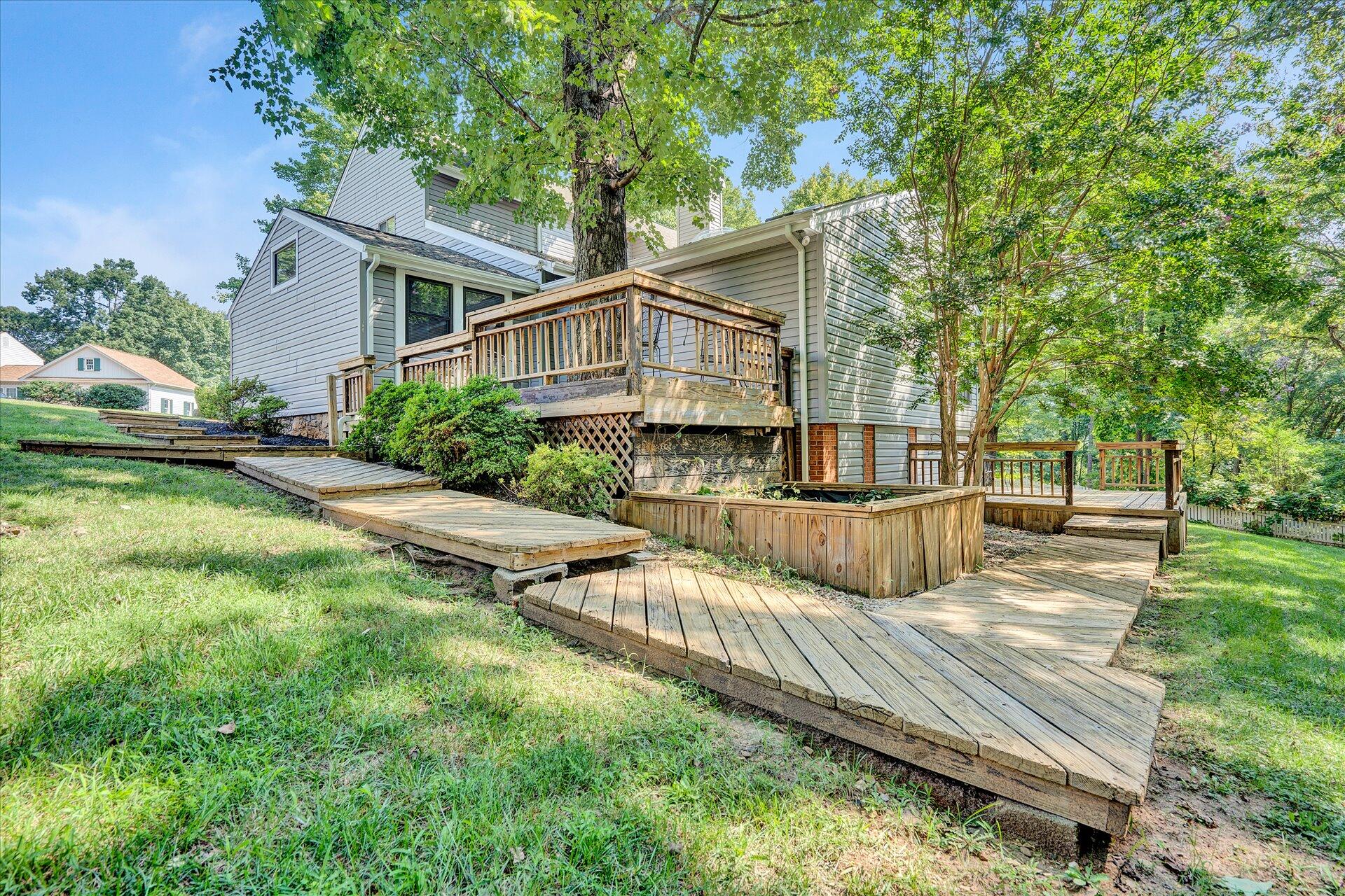 190 MacGregor Drive Blue Ridge, VA 24064 - Photo 40 of 44 40-DSC5072