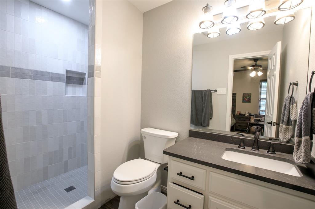 2011 South 7th Street, Unit 3 Waco, TX 76706 - Photo 13 of 26