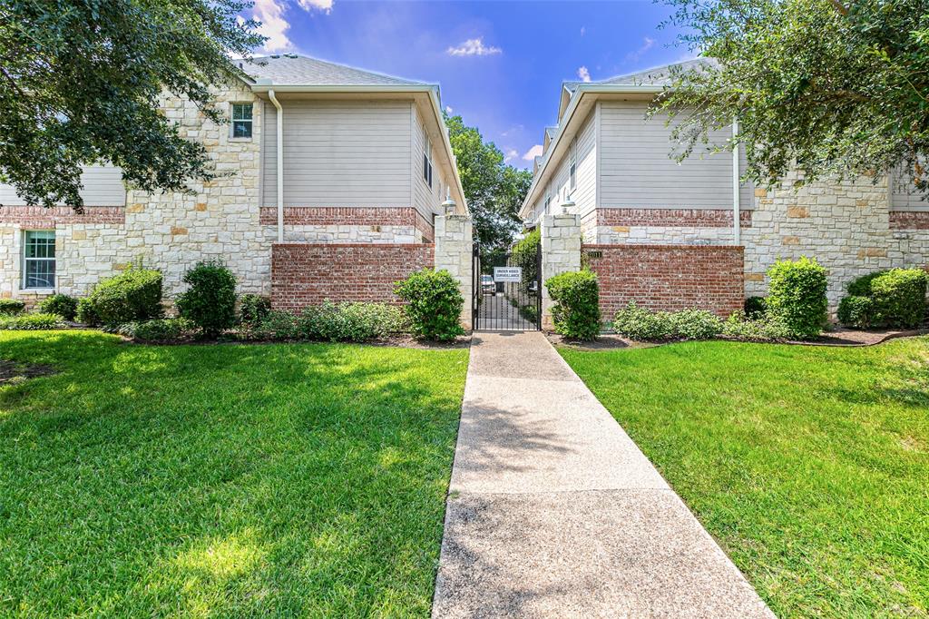 2011 South 7th Street, Unit 3 Waco, TX 76706 - Photo 2 of 26
