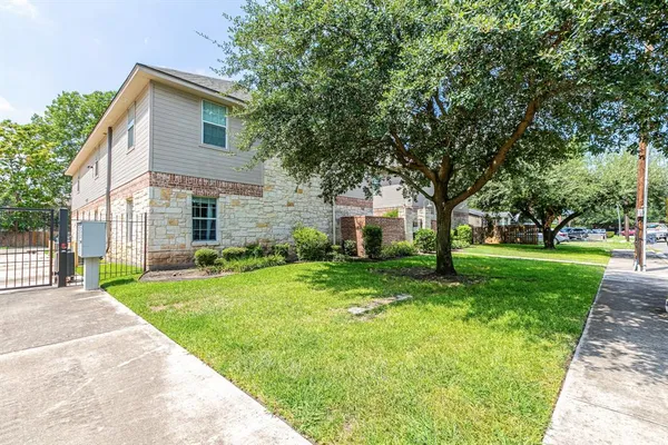 $335,000 | 2011 South 7th Street, Unit 3, Waco, TX 76706