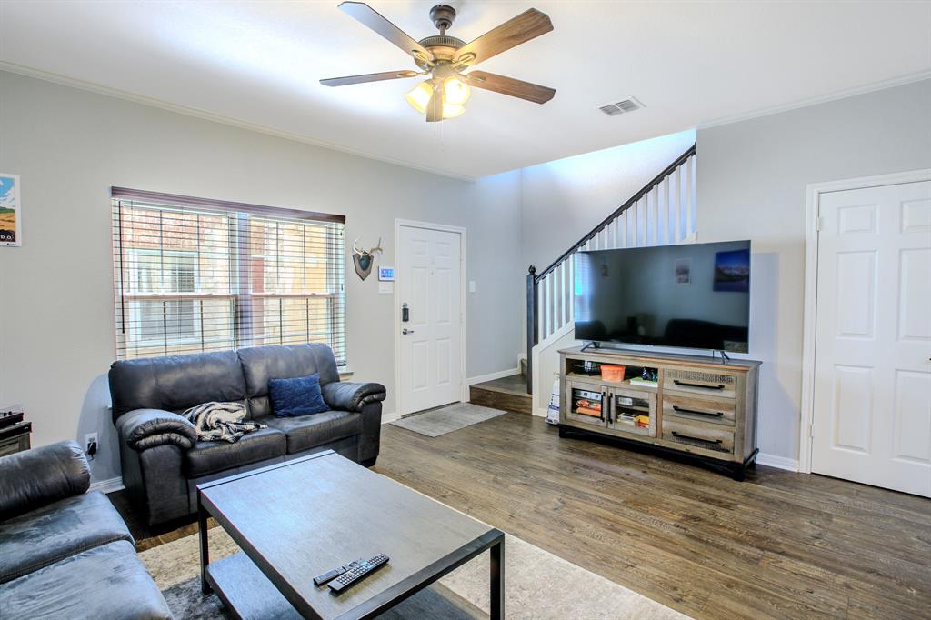 2011 South 7th Street, Unit 3 Waco, TX 76706 - Photo 7 of 26