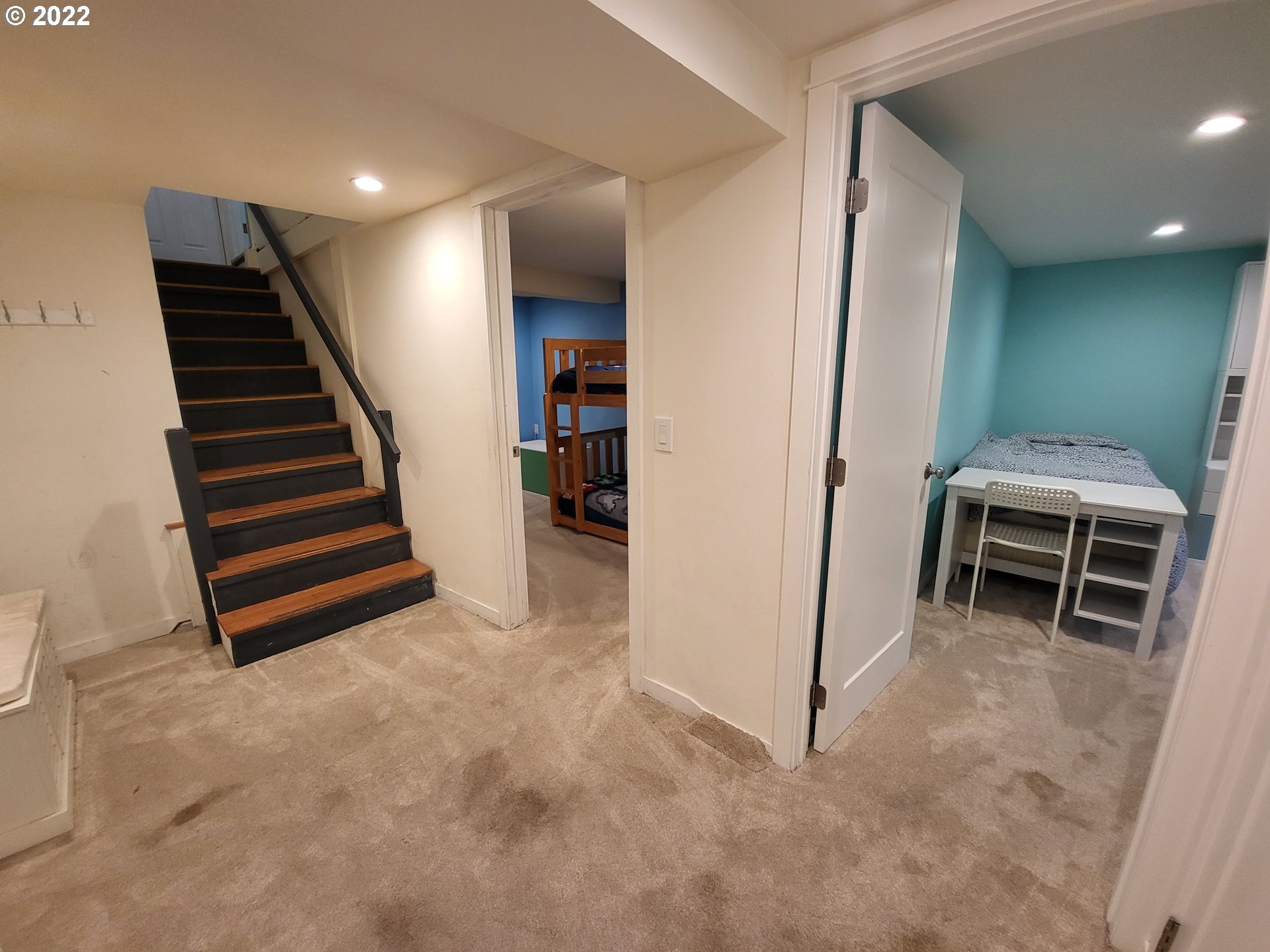 202 Spring Avenue La Grande, OR 97850 - Photo 24 of 30 Hallway