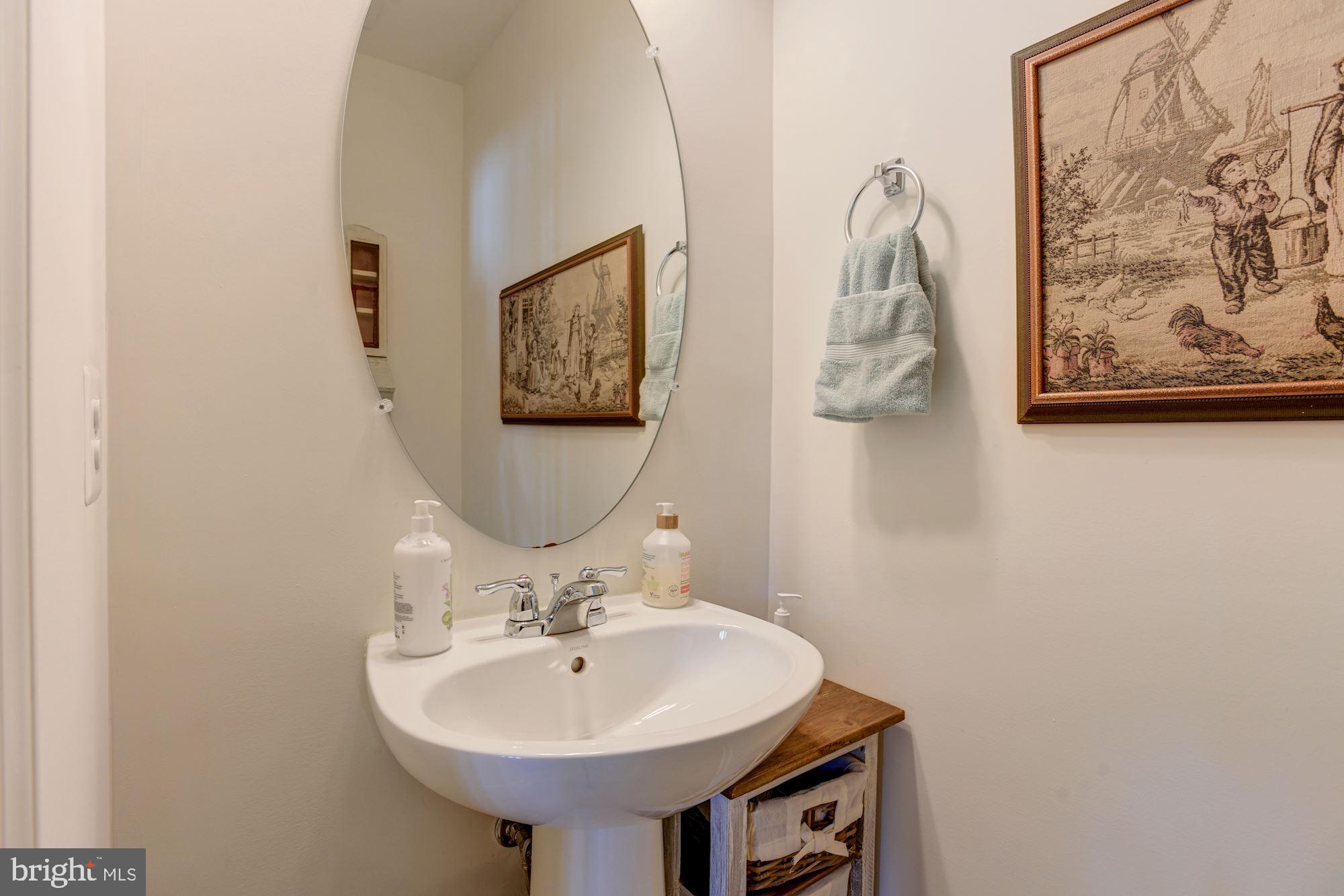 942 Morgan Run Road Baltimore, MD 21220 - Photo 24 of 33 Powder Room