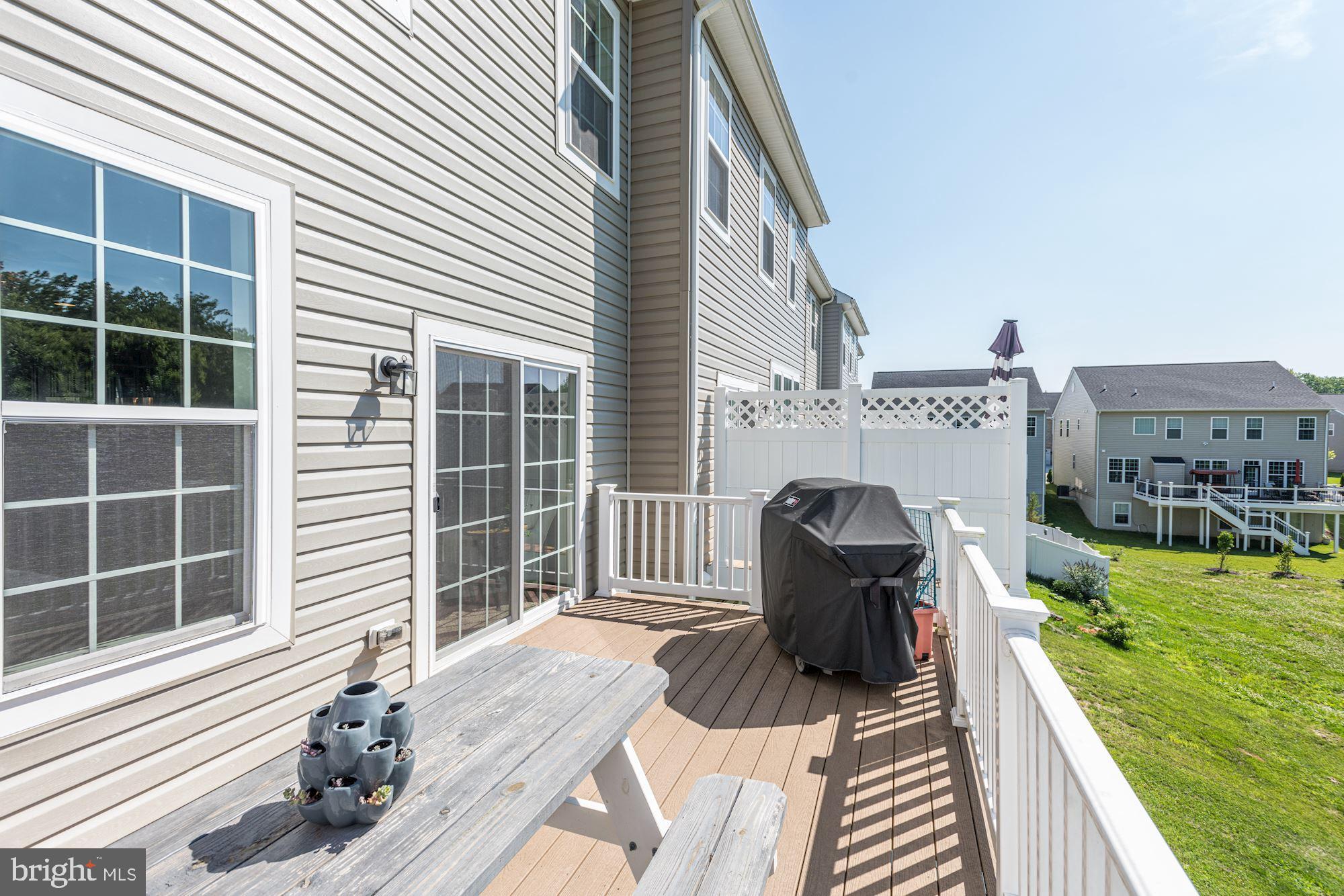 942 Morgan Run Road Baltimore, MD 21220 - Photo 26 of 33 Deck