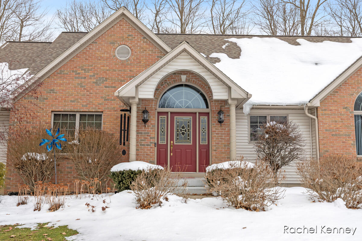 3495 Diamond Ridge Rockford, MI 49341 - Photo 4 of 70 IMG_1006