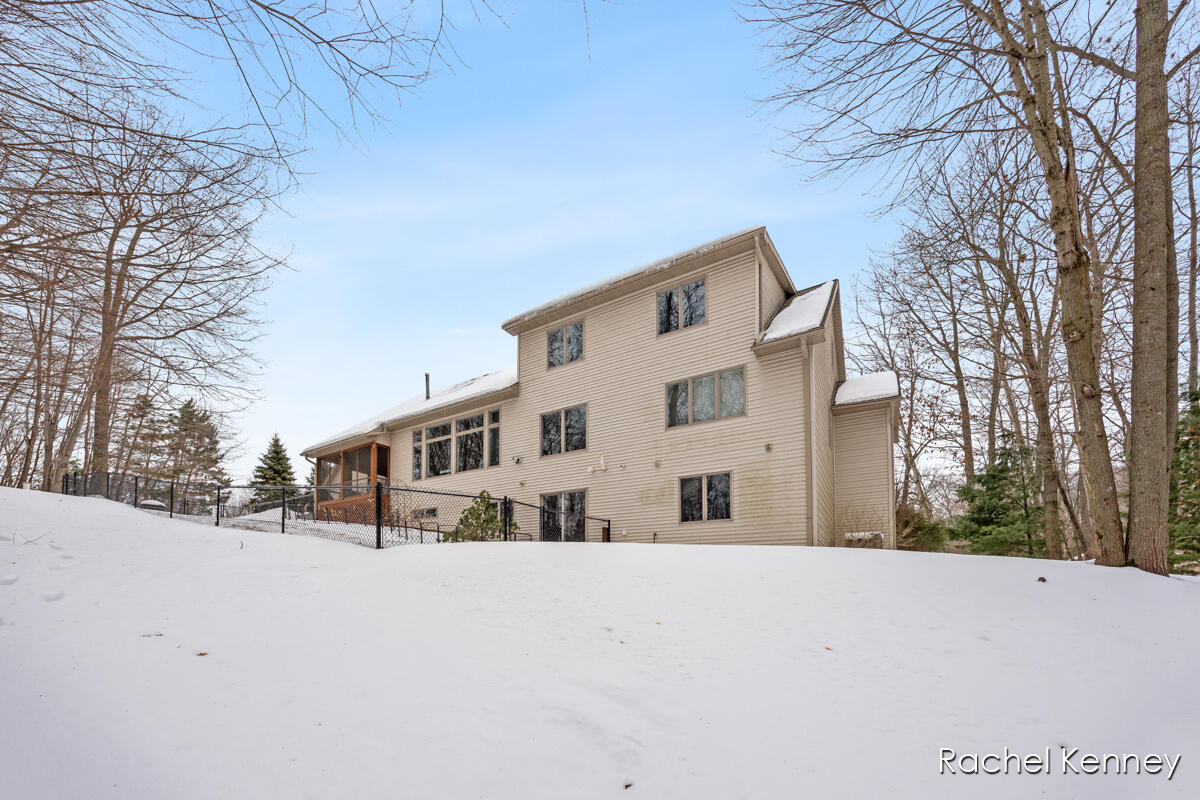 3495 Diamond Ridge Rockford, MI 49341 - Photo 63 of 70 IMG_1085
