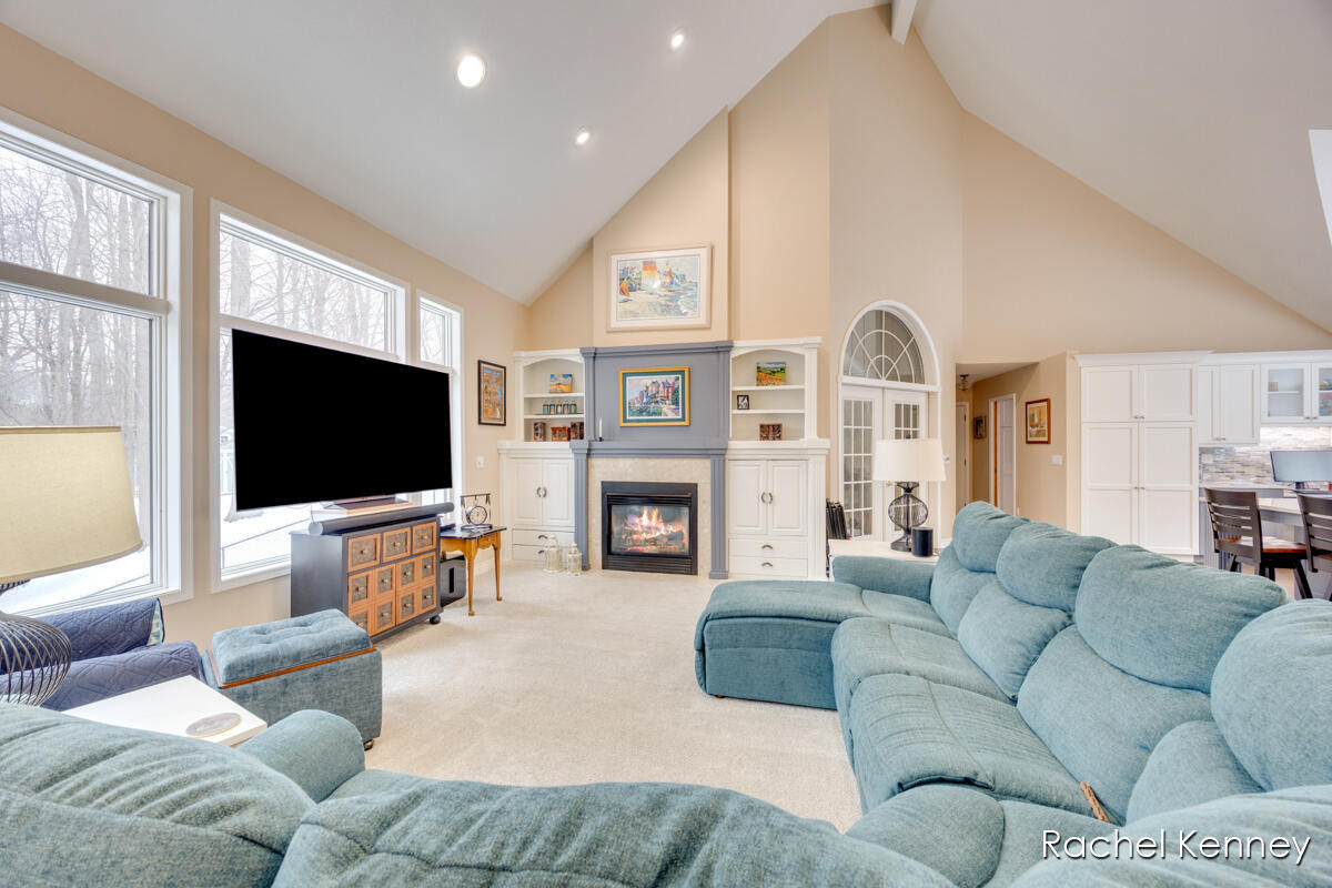 3495 Diamond Ridge Rockford, MI 49341 - Photo 7 of 70 IMG_1009