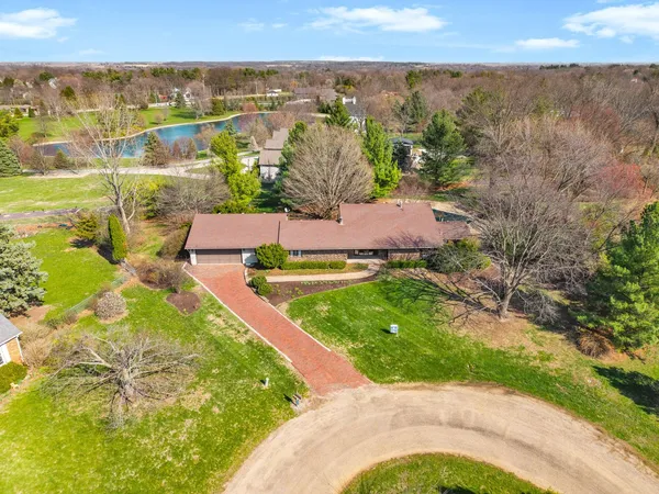 $420,000 | 19042 Whisper Lane, Bloomington, IL 61705
