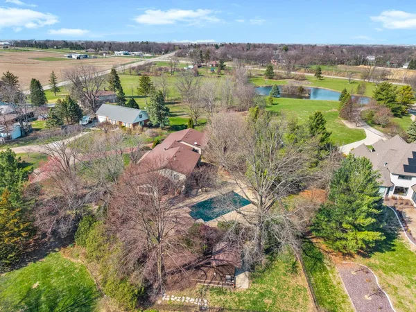 $420,000 | 19042 Whisper Lane, Bloomington, IL 61705