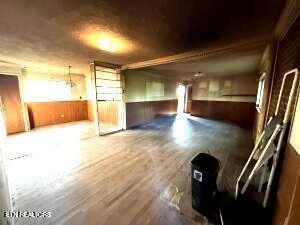 150 Sexton Lane Clinton, TN 37716 - Photo 2 of 26