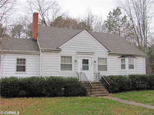 11287 Elmont Road Ashland, VA 23005 - Photo 1 of 18 Exterior Front