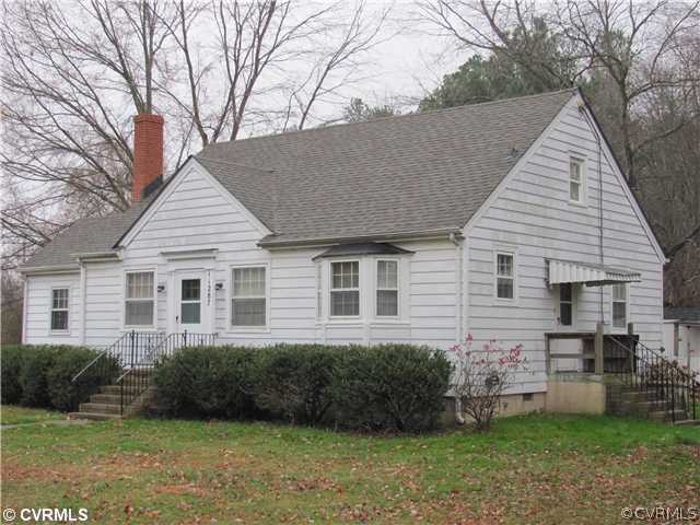 11287 Elmont Road Ashland, VA 23005 - Photo 2 of 18 Exterior Front