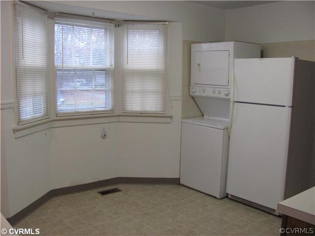 11287 Elmont Road Ashland, VA 23005 - Photo 10 of 18 Kitchen