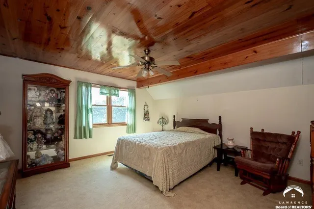 $1,600,000 | 16008 62nd Street, Oskaloosa, KS 66066