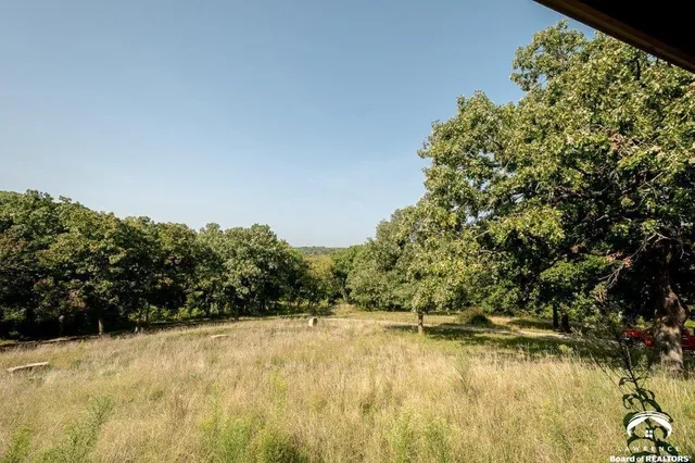 $1,600,000 | 16008 62nd Street, Oskaloosa, KS 66066