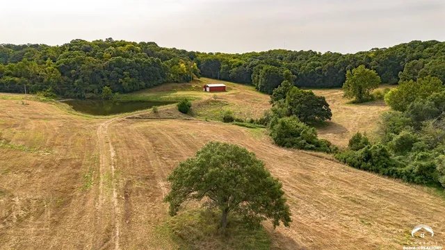 $1,600,000 | 16008 62nd Street, Oskaloosa, KS 66066