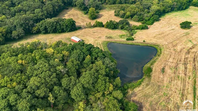 $1,600,000 | 16008 62nd Street, Oskaloosa, KS 66066