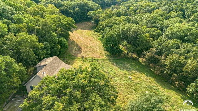 $1,600,000 | 16008 62nd Street, Oskaloosa, KS 66066