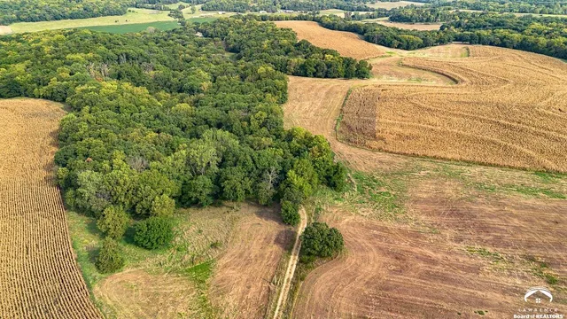 $1,600,000 | 16008 62nd Street, Oskaloosa, KS 66066