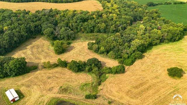 $1,600,000 | 16008 62nd Street, Oskaloosa, KS 66066