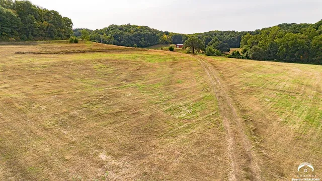 $1,600,000 | 16008 62nd Street, Oskaloosa, KS 66066