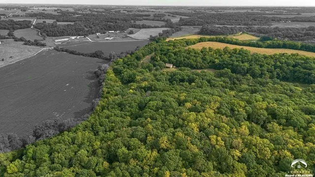 $1,600,000 | 16008 62nd Street, Oskaloosa, KS 66066