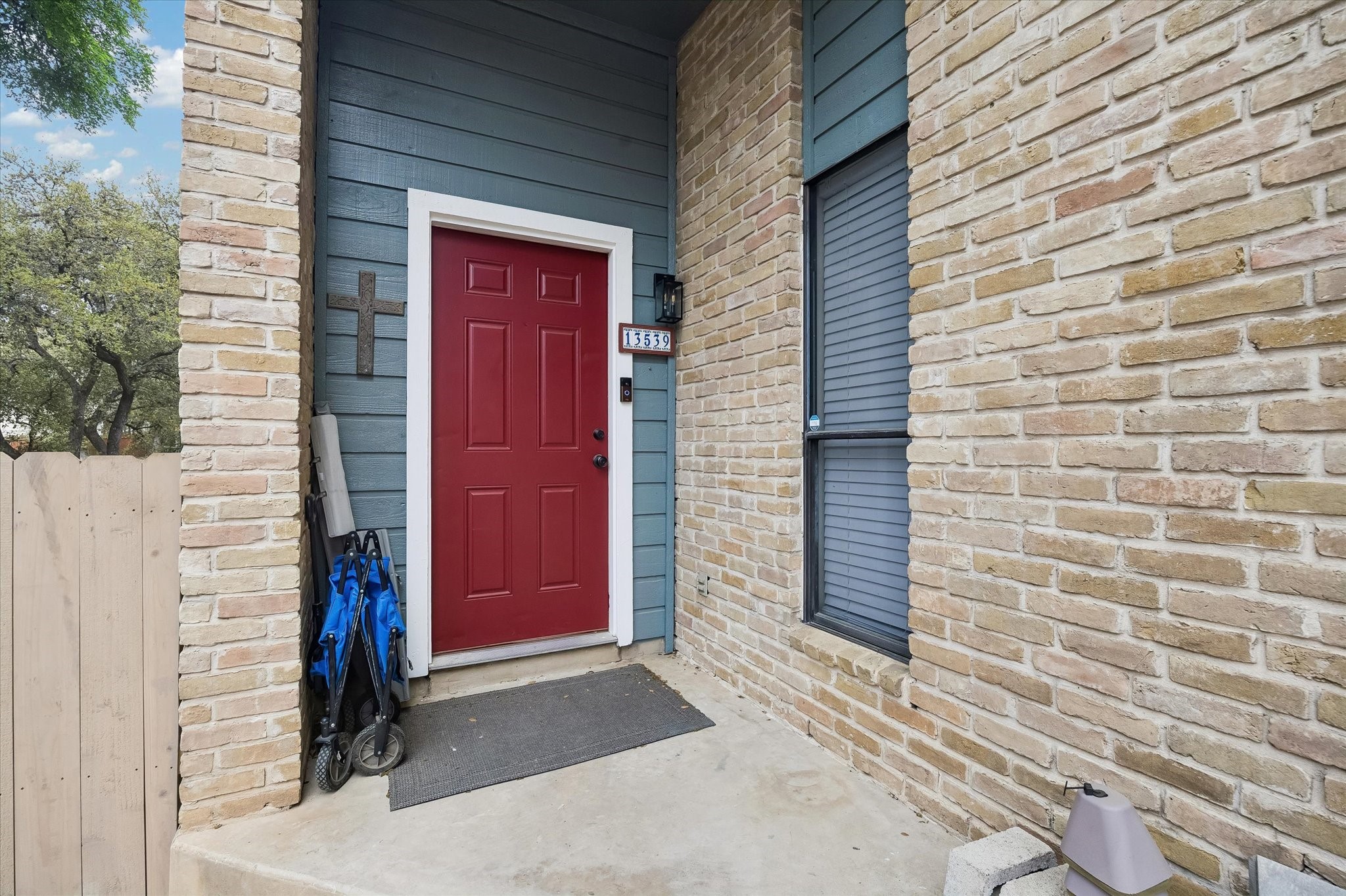 13533 George Road San Antonio, TX 78230 - Photo 9 of 34 a view of entrance