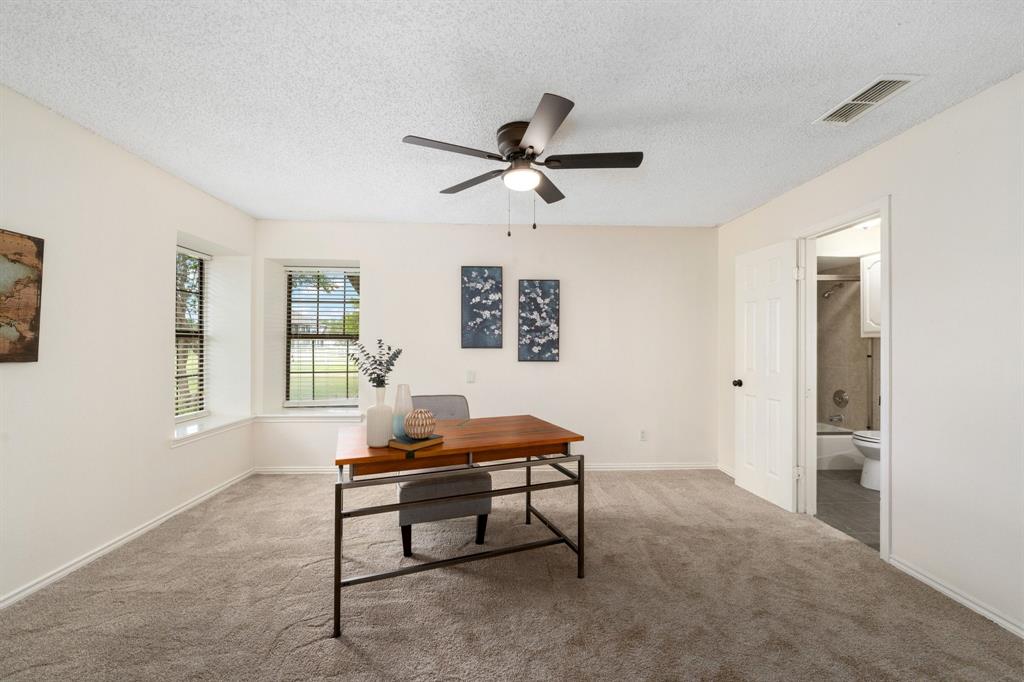 915 West Pleasant Run Road DeSoto, TX 75115 - Photo 19 of 40