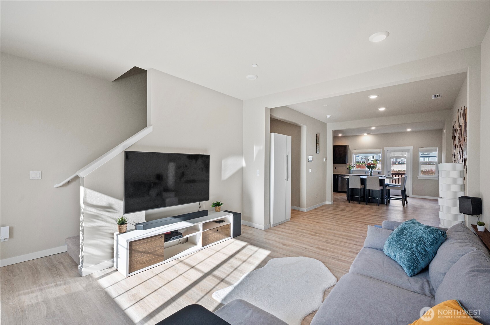 1621 Seattle Hill Road, Unit JJ3 Bothell, WA 98012 - Photo 7 of 32