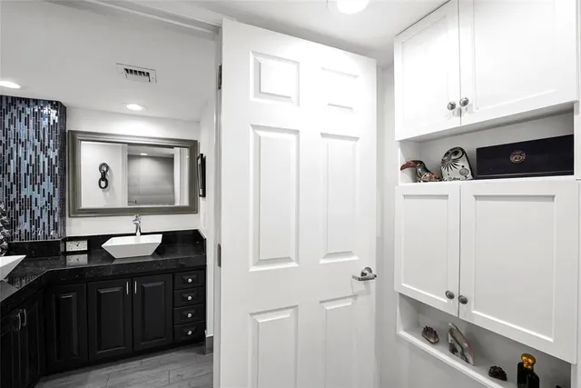 $359,900 | 933 Cypress Grove Drive, Unit 102, Pompano Beach, FL 33069