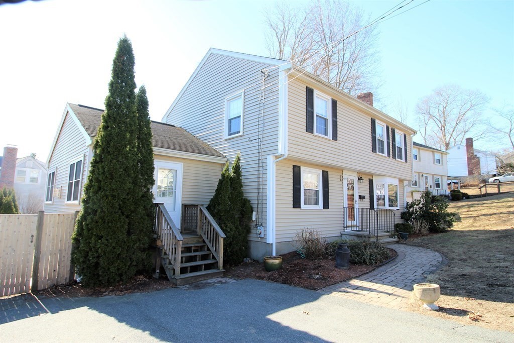 14 Lexington Street Canton, MA 02021 - Photo 3 of 34 Gallery Image 3