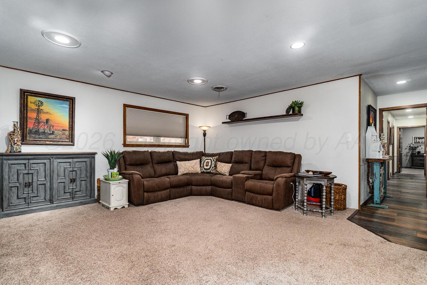 210 Comanche Trail Tulia, TX 79088 - Photo 9 of 31 210_Comanche Trl-9