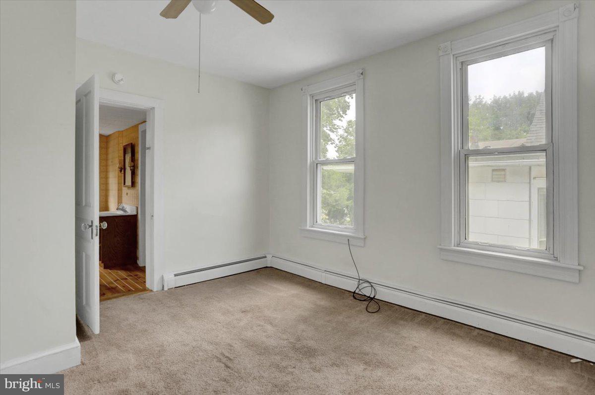118 Philadelphia Avenue Reading, PA 19607 - Photo 20 of 38