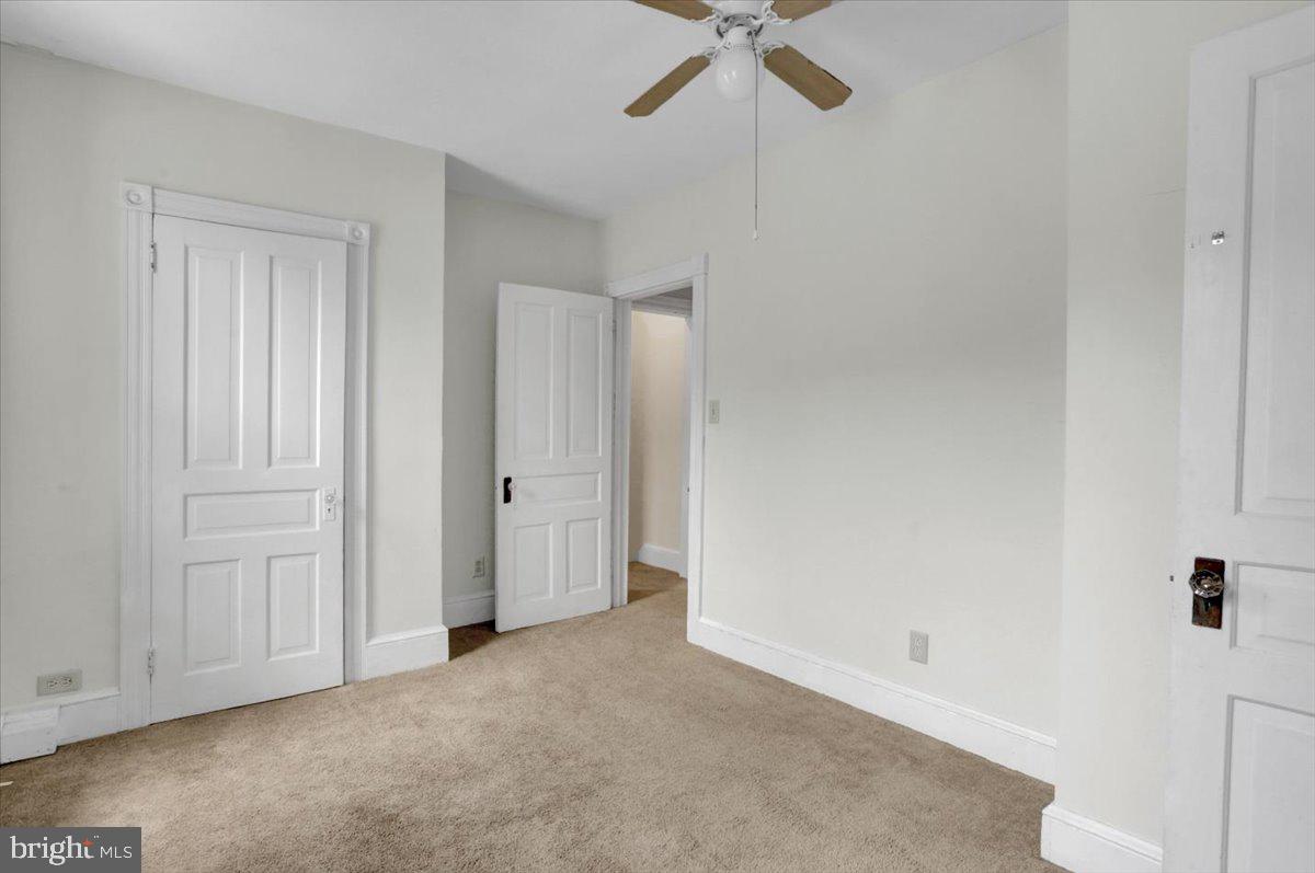 118 Philadelphia Avenue Reading, PA 19607 - Photo 21 of 38