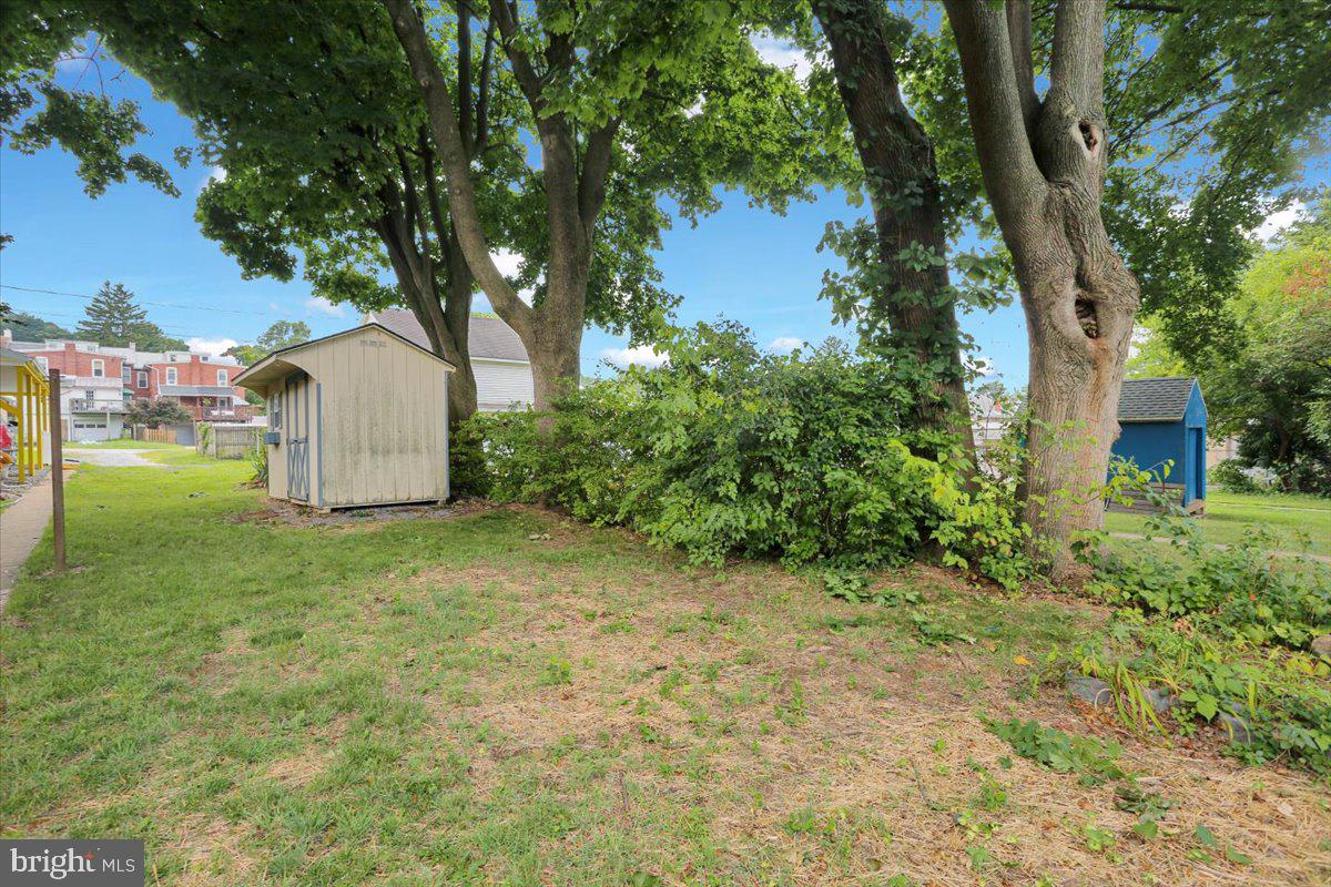 118 Philadelphia Avenue Reading, PA 19607 - Photo 32 of 38