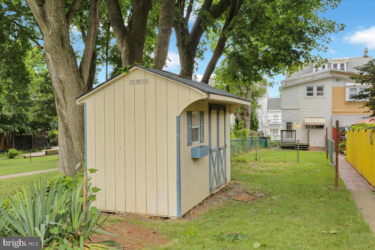 118 Philadelphia Avenue Reading, PA 19607 - Photo 34 of 38