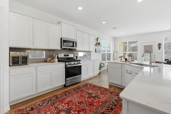 $3,200 | 209 Zamora Crossing, Unit 362, Austin, TX 78748