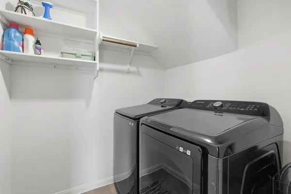 $3,200 | 209 Zamora Crossing, Unit 362, Austin, TX 78748